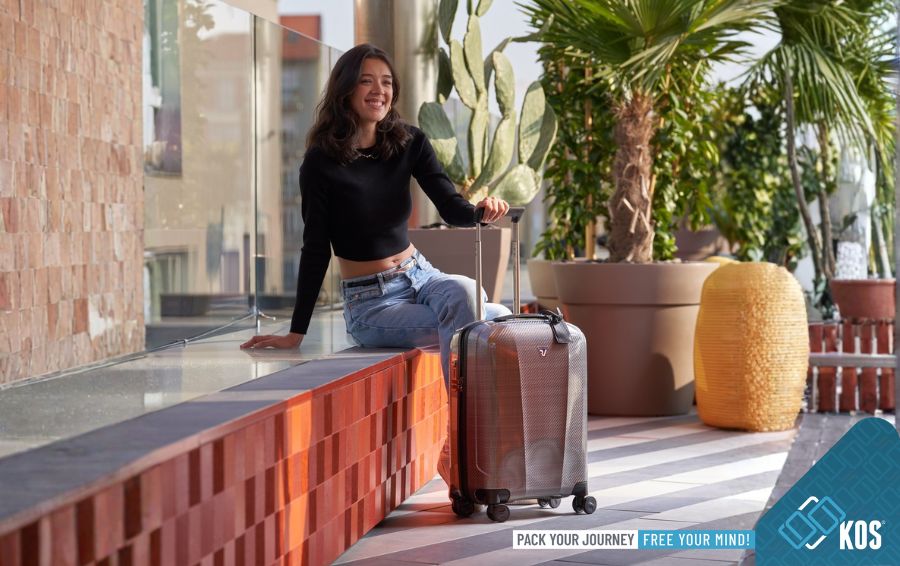 Vali Samsonite size 20 kích thước bao nhiêu? Kích thước vali Roncato